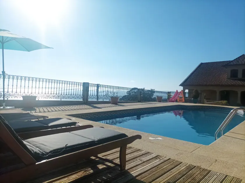 Villa con Vistas al mar y Piscina Privada - Image 1