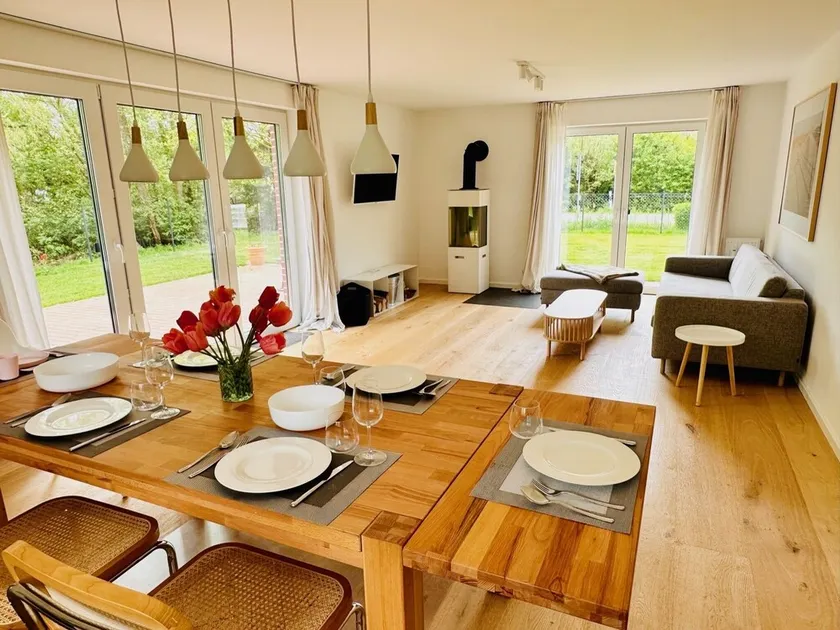 \"Alle_zusammen\" - Modern and bright vacation apartment with large garden - Image 1