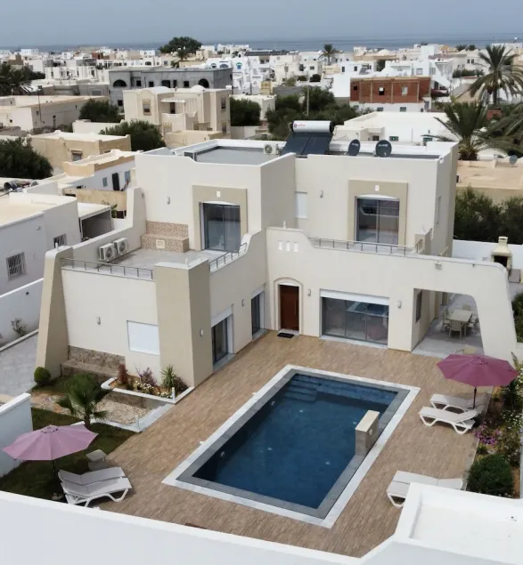 A 10 Minutes de la Mer, Villa de Grand Standing Avec Piscine, Pour vos Vacances - Image 1