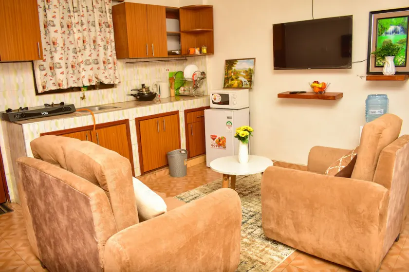Unique, Compact Studio Apartment - 7 minutes from Lake Victoria - Image 1