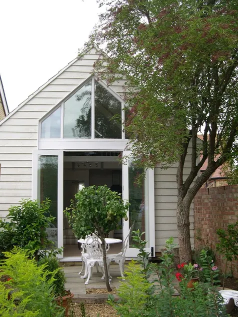 The White Barn near Cambridge - Image 1