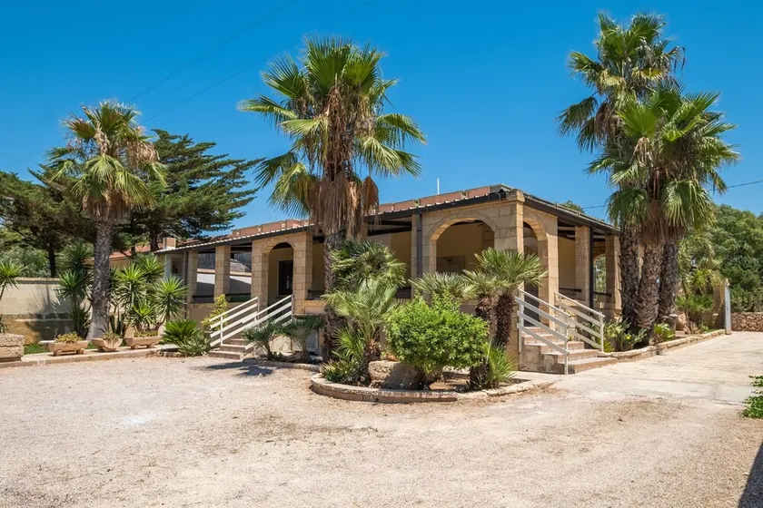 Villa \"Casa Vacanze Consiglia\" près de la plage avec jardin - Image 1