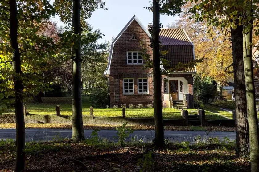 Freshly renovated brick house from the 1920s in Wingst - Image 1