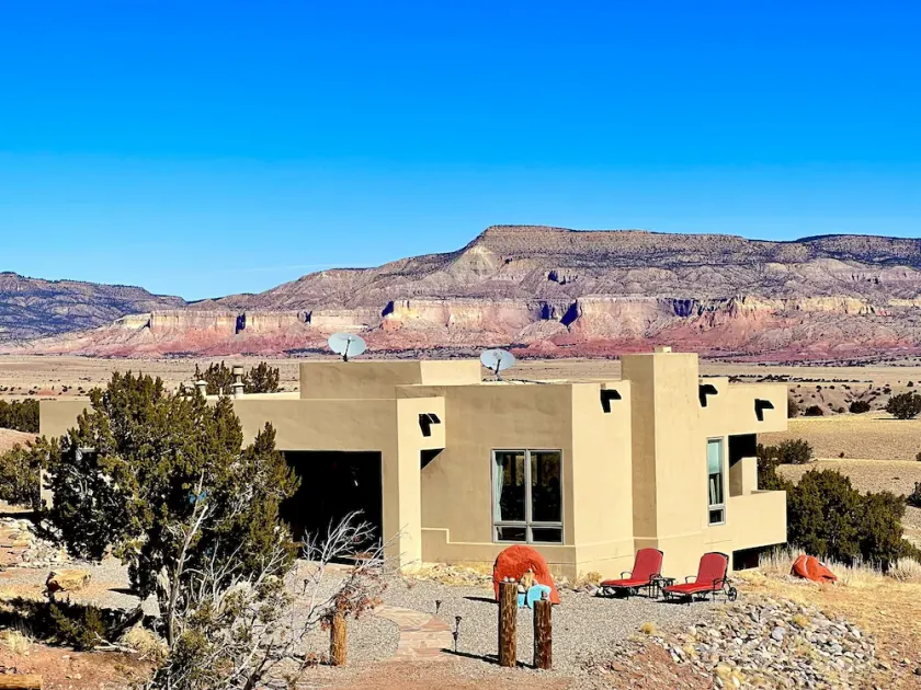 Abiquiu Lake Mesa Home with Incredible 360° Views - Image 1