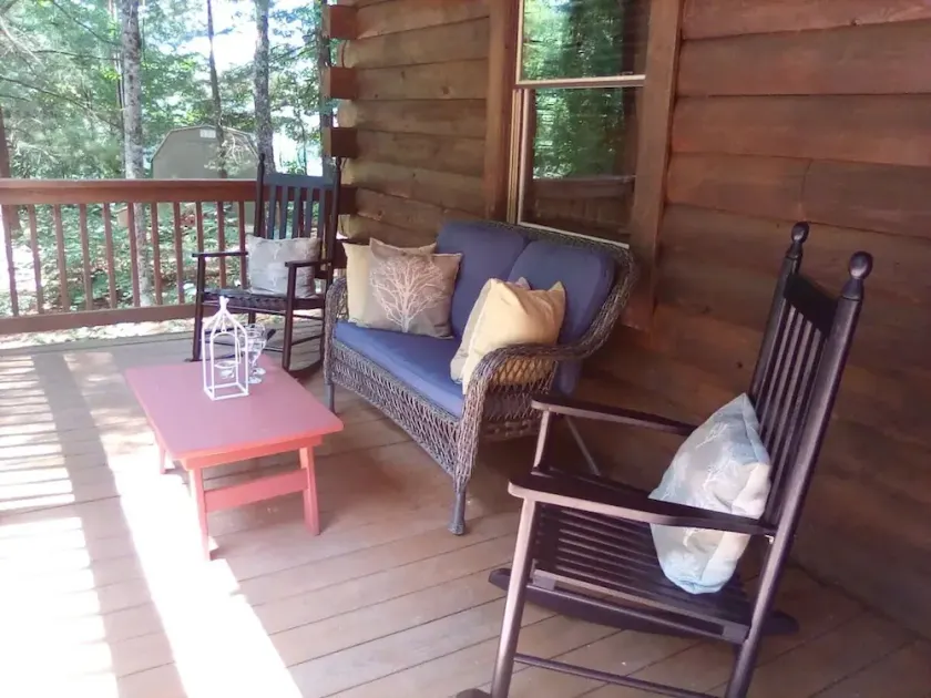 Rustic Cedar Cabin - Image 1
