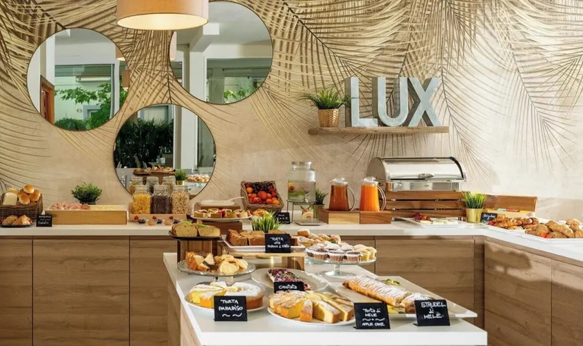 Hotel Lux - Image 1
