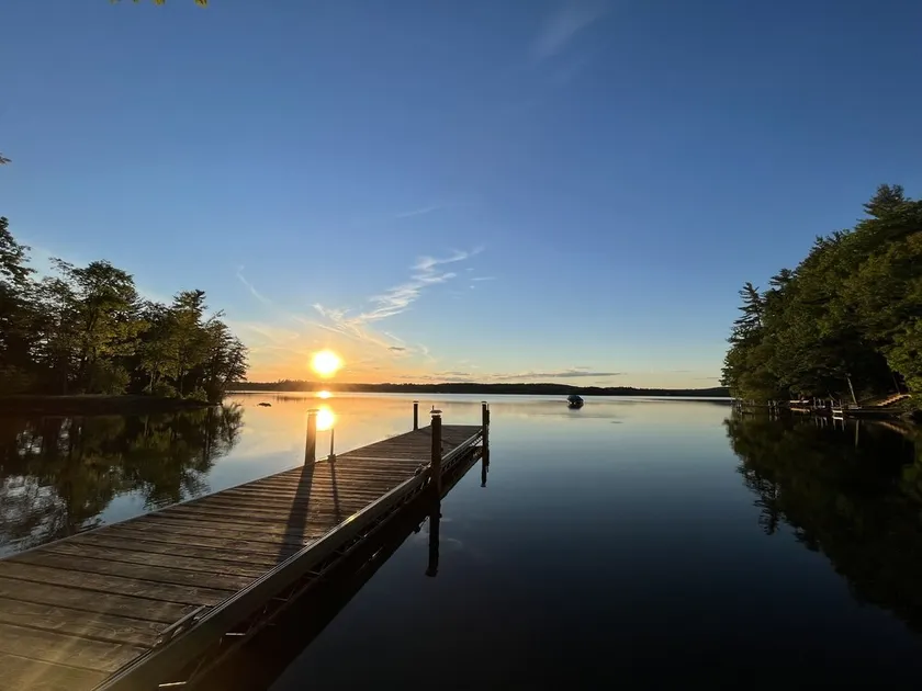 Peaceful Pleasant Point - Waterfront Maine Getaway - Image 1