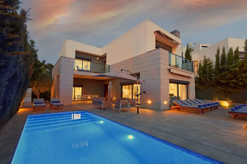 MODERN NYA & STÄNGT TILL PACHA, MARINA BOTAFOCH, TALAMANCA BEACH, IBIZA STAD, - Image 1