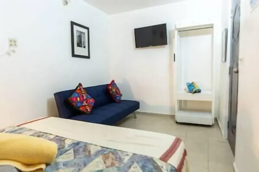 Suite #9 Maga Connecting Room- Guayacan Guesthouse - Image 1