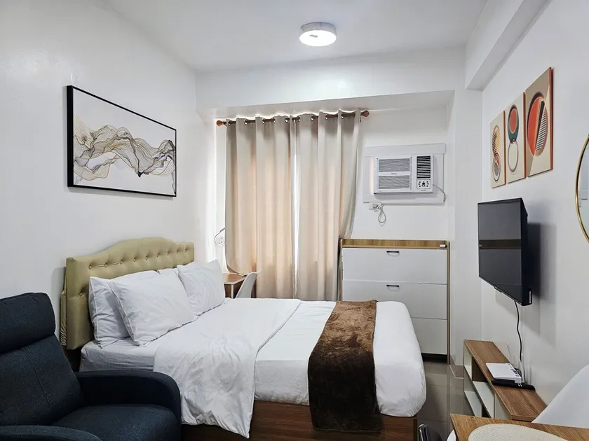 Acellyne's Suites at Green 2 Residences with Netflix! - Image 1