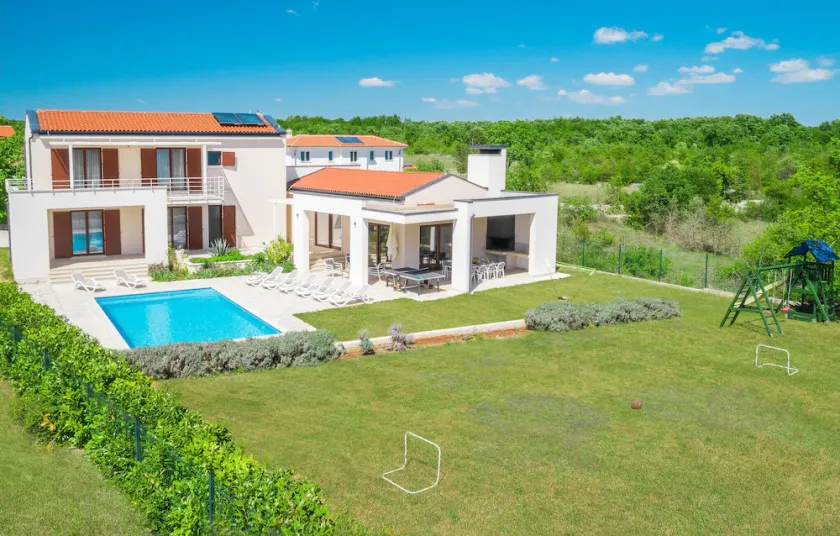 Luxurious home in Stokovci - Image 1