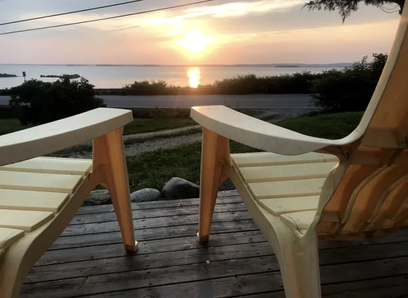 Spectacular Ocean Sunset Views - Image 1