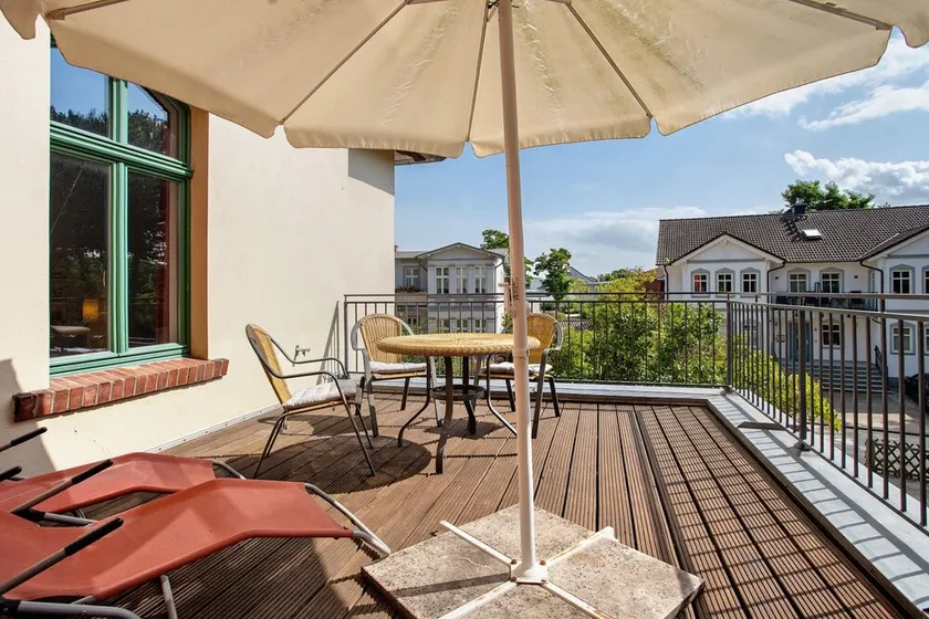 Villa 'Traumschlößchen 100 M Vom Strand' avec terrasse privée et Wi-Fi - Image 1