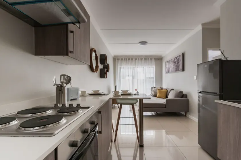 Alimama Spaces: Thando's Manson - Image 1