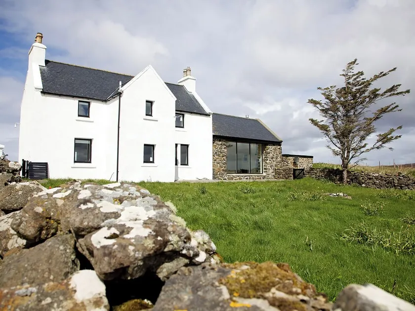 3 bedroom accommodation in Roag, Isle of Skye - Image 1