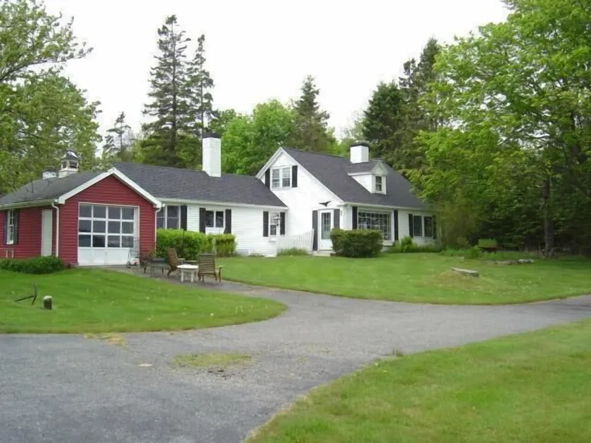 Oceanfront med alle Acadia National Park ved siden af. - Image 1