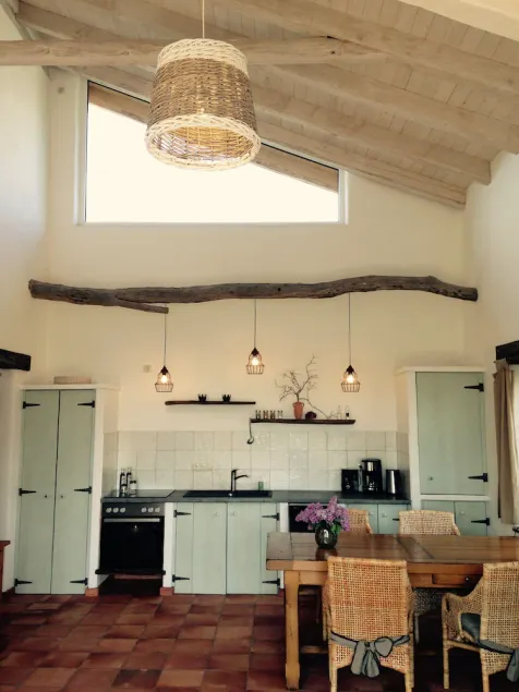 House with Mediterranean flair in the middle of the lake district - Image 1