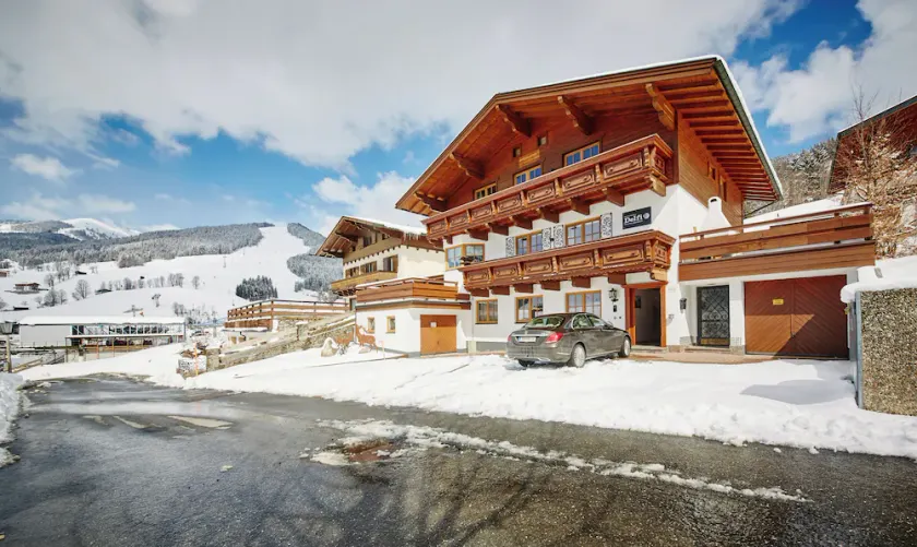 Delfi Ski & Bike Apartments - Image 1