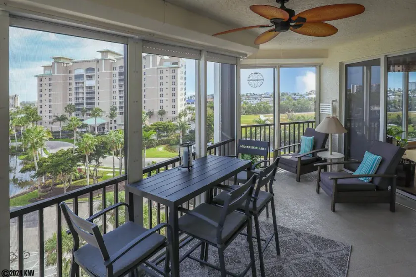 Beautiful, spacious home away from home! This 3 bed 3 bath condo has everything! - Image 1