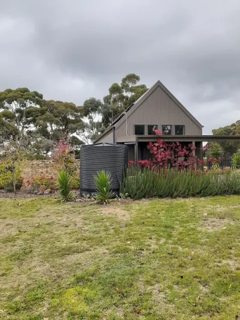The Capannone, a one BR country cottage. Perfect getaway. - Image 1