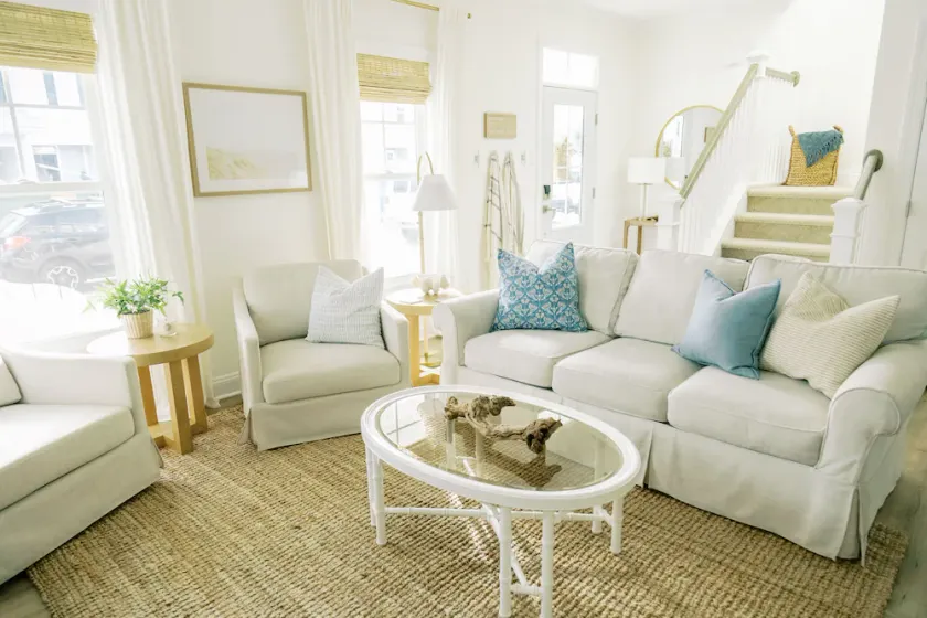 Family Friendly House - Resort Style Amenities & Baby Gear - Image 1