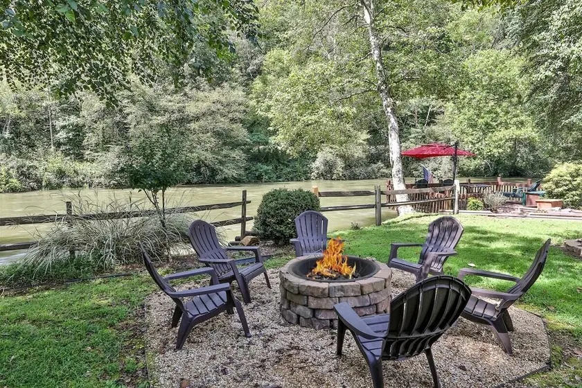 Toccoa River Lodge | Blue Ridge, GA - Image 1