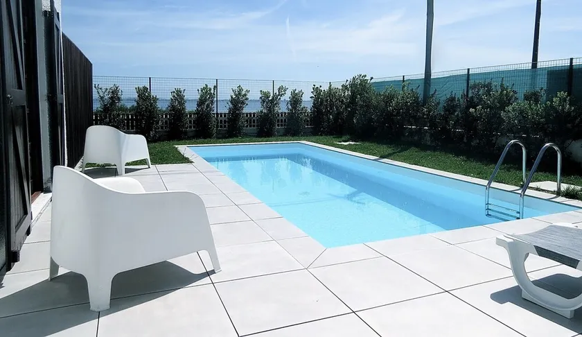 Villa mit Pool am Strand von Torreira, entlang der Mündung entfernt. - Image 1