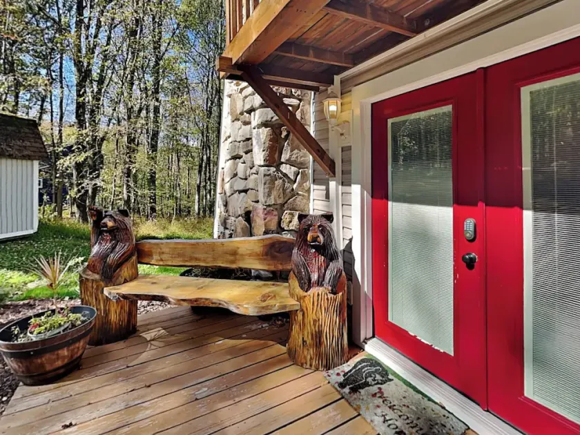 Owls Retreat - Image 1
