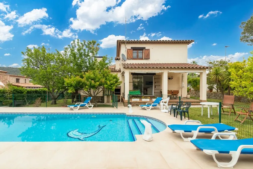 Villa \"Pelach\" avec piscine et Wi-Fi - Image 1