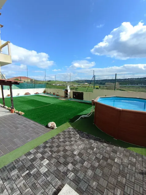Valley Guest House - Schwimmbad und Landschaft - Image 1