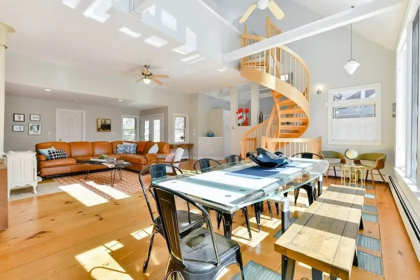 Families: Enjoy Harwich, Pool, Large Hot Tub & AC! - Image 1