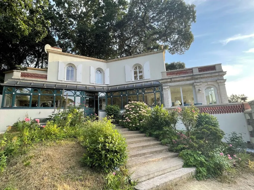 Charming villa sea view and castle .wifi, parking - Image 1
