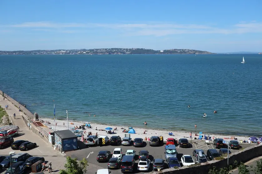 Panoramic Sea View 2 minutes from the Beach and Harbour - Image 1