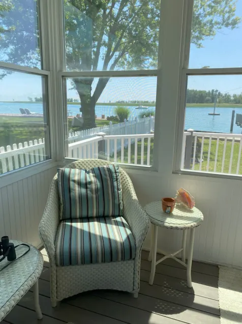 Cozy Harsens Island Home  - Image 1
