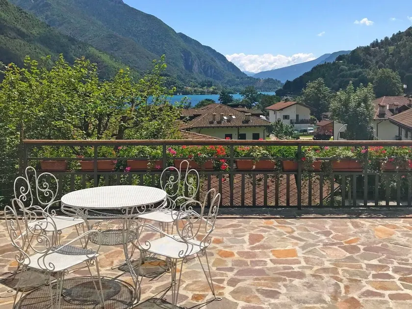 Wonderful private villa for 11 guests with WIFI, TV, terrace and pets allowed - Image 1