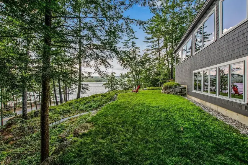 Webster Lake Retreat for Nature and Water Lovers - Image 1