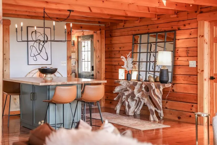 Luxury, Curated Lakefront Cabin with New Hot Tub. Near Breweries and Vineyards! - Image 1