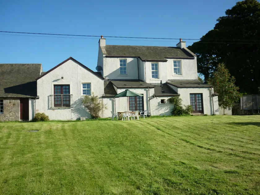 Perfectly located for The Pentlands. It also has easy access to the city. - Image 1