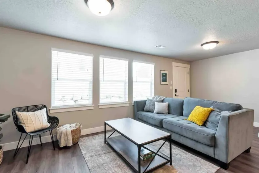 Sleepy Ridge Apt in Vineyard/Orem (Sleeps 6) - Image 1