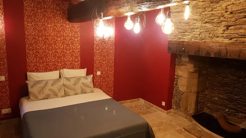 The Suite with individual SPA \"Guard Room\" - Image 1