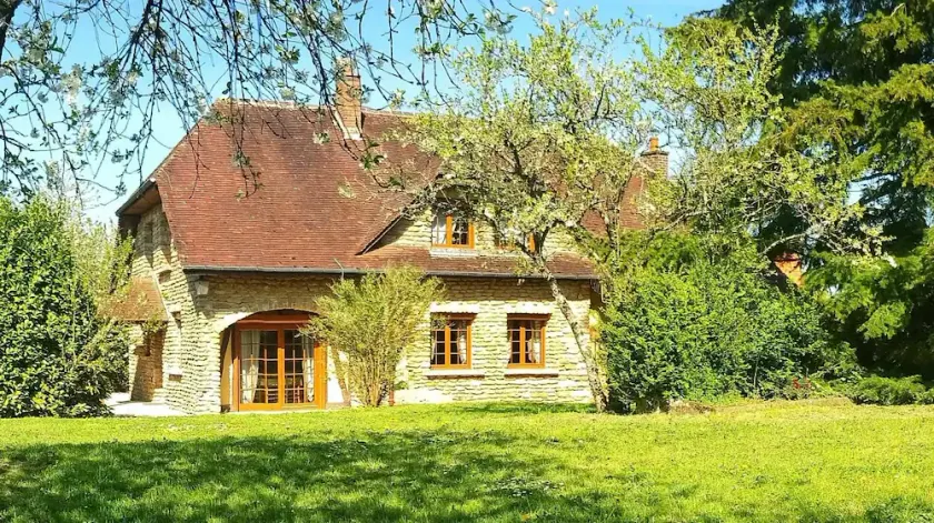 Ferienunterkunft mit Garten, Terrasse und Grill - Image 1