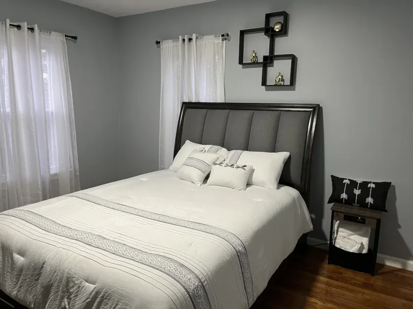 Upscaled Quiet Neighborhood- Modern 3 BDRM - Image 1