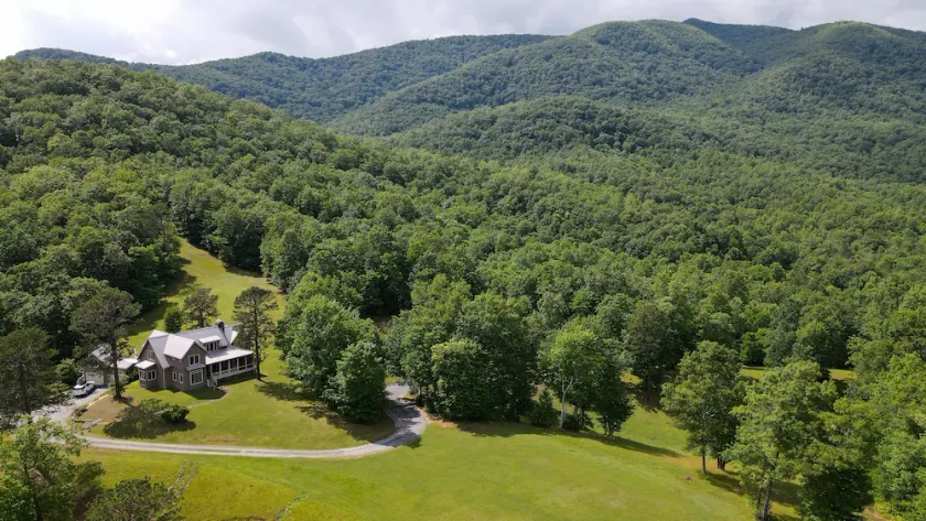 Pisgah Forest Retreat: True mountain luxury with mountain views & hot tub! - Image 1