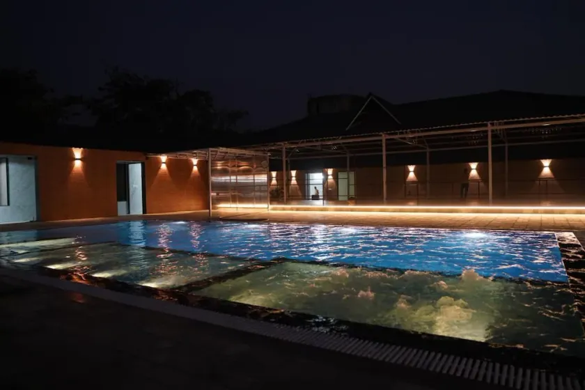 Great Escape Club - Image 1