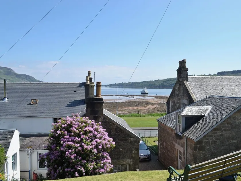 2 Schlafzimmer Unterkunft in Lamlash, Isle of Arran - Image 1