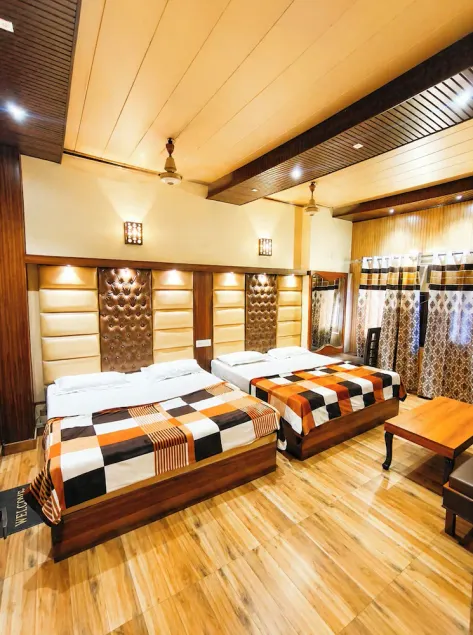 Hotel Stay Revoli - Just Half k.m From Golden Temple - Image 1