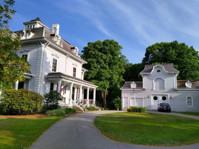 Proctor Mansion Inn - Image 1