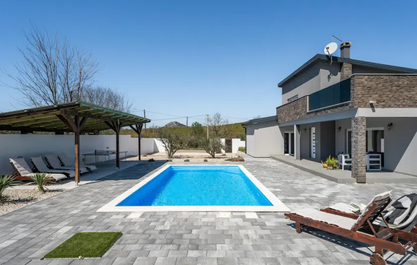 Stunning Home In Stankovci - Image 1