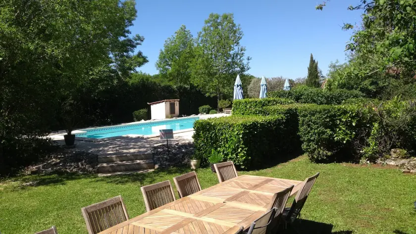 BUTTERFLY GITE ON A 2-HECTARE PROPERTY - Image 1