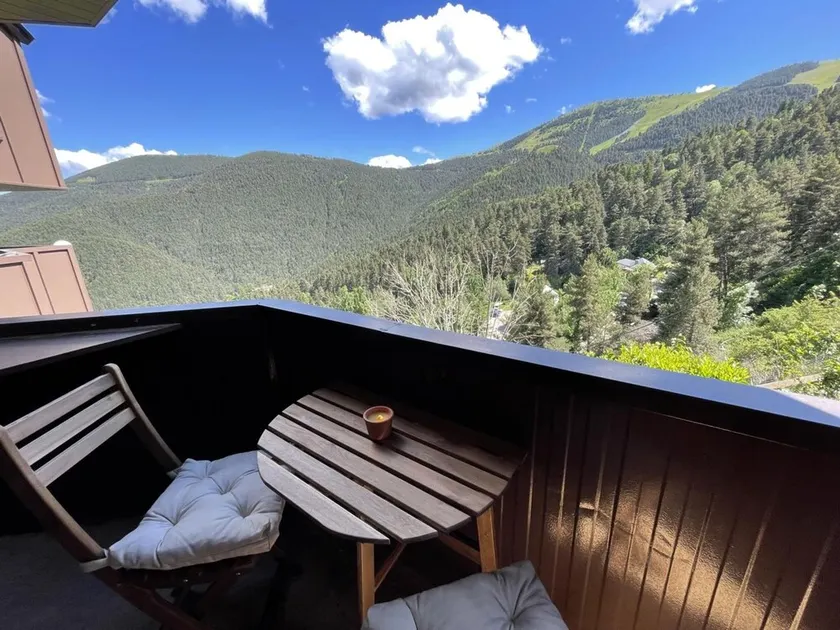 Apartament a La Molina, grans vistes, llar de foc - Image 1